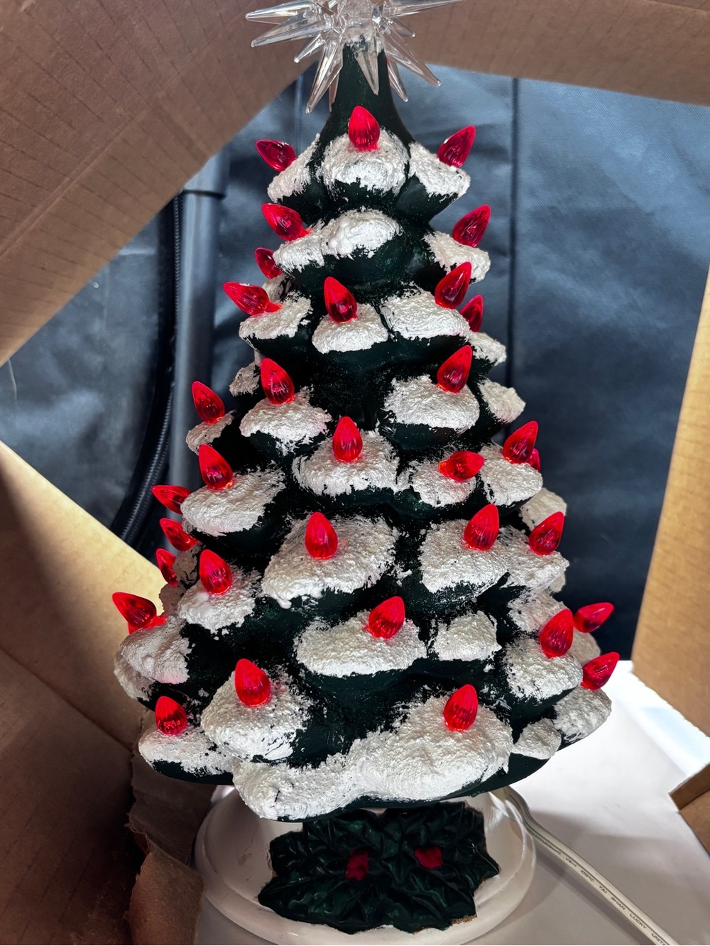 Darice Ceramic Christmas Tree Decorated W/lights Cord No Bulb Red Star Vtg - Picture 4 of 16